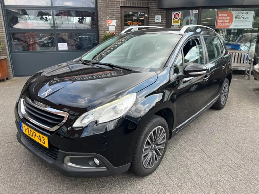Peugeot 2008 1.2 VTI PureTeck Style Navigatie Pan.dak