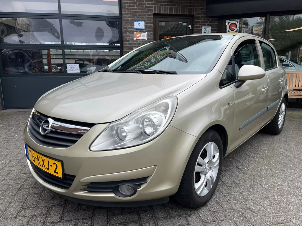 Opel Corsa 1.2 16V 5-drs.  Apk tot 01-05-2027