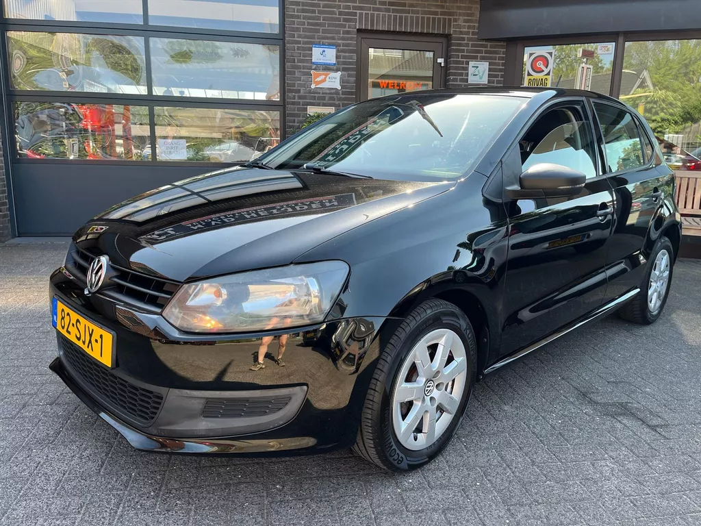 Volkswagen Polo 1.2 Trend  Koppeling is nieuw Nette auto!