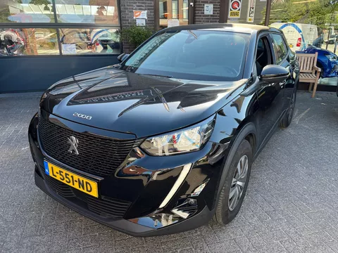 Peugeot 2008 1.2 Puretech Active  Carplay Camera