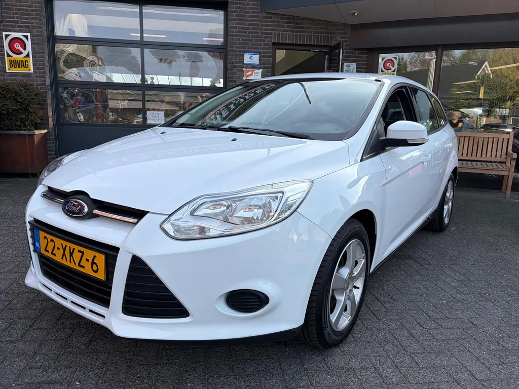 Ford Focus 1.6 TI-VCT Lease nieuwe koppeling