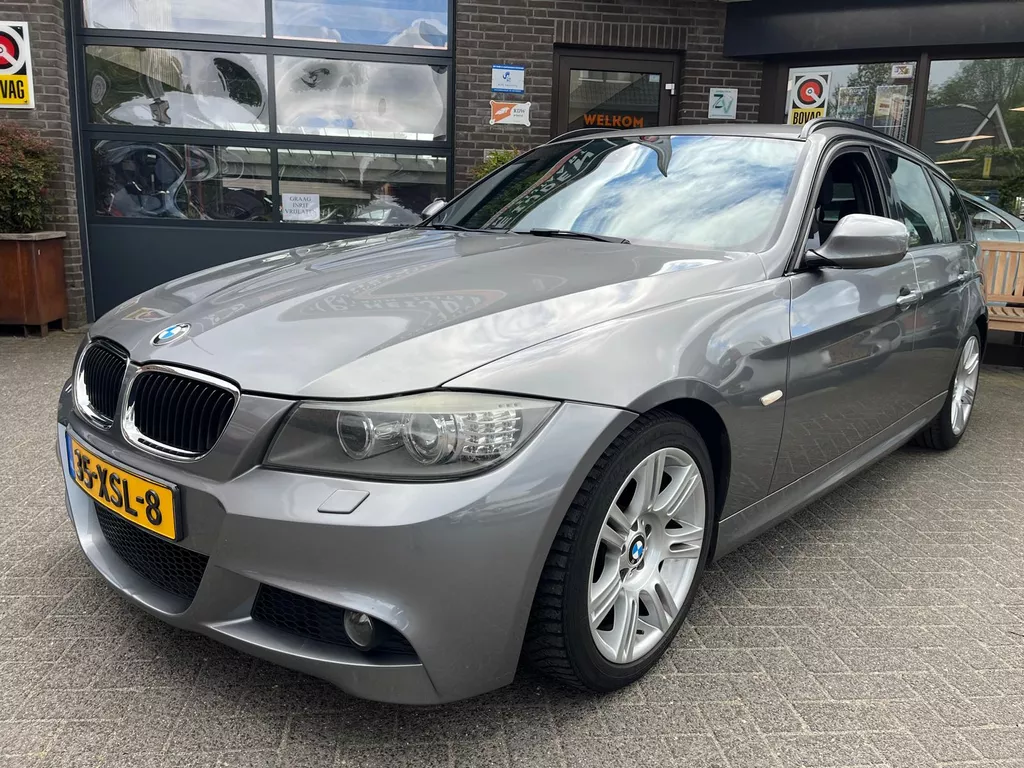 BMW 3-Serie 2.0 I 318 High Exc.  Trekhaak Perfect onderhouden