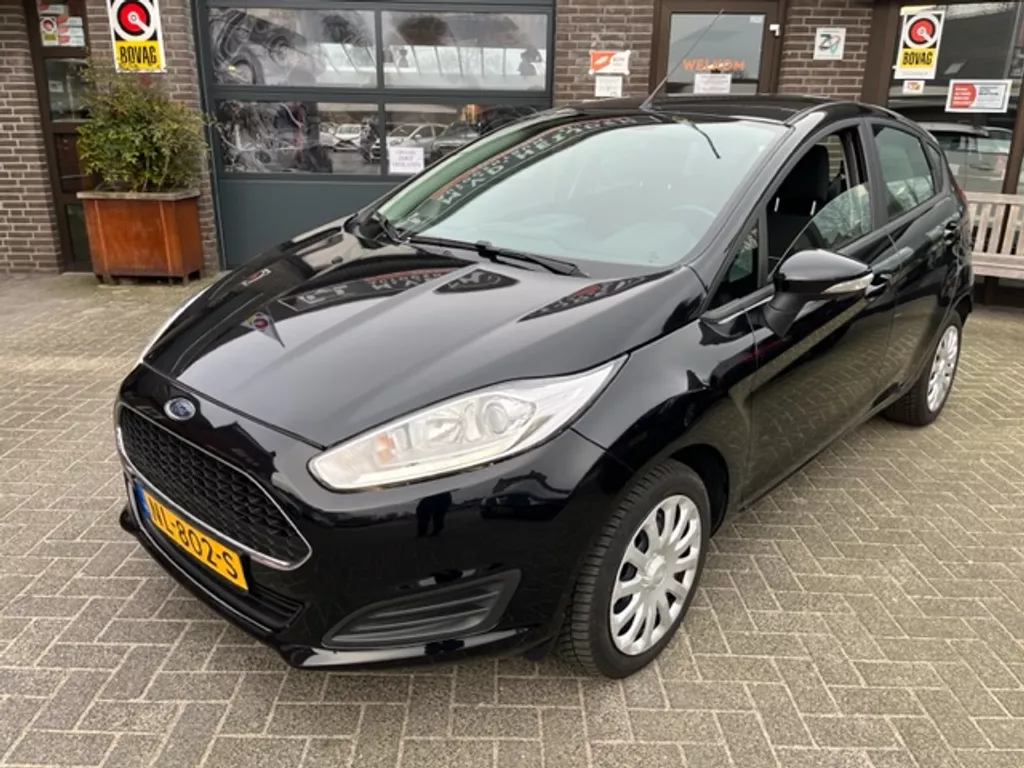 Ford Fiesta 1.0 EcoBoost Style 5-drs. KOMT BINNEN