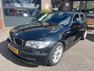 BMW 1-Serie 116I 5DR BL SPORT