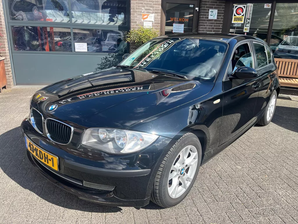 BMW 1-Serie 116I 5DR BL SPORT