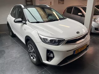 Kia Stonic 1.0 T-GDi DynamicLine  PDC Trekhaak KOMT BINNEN