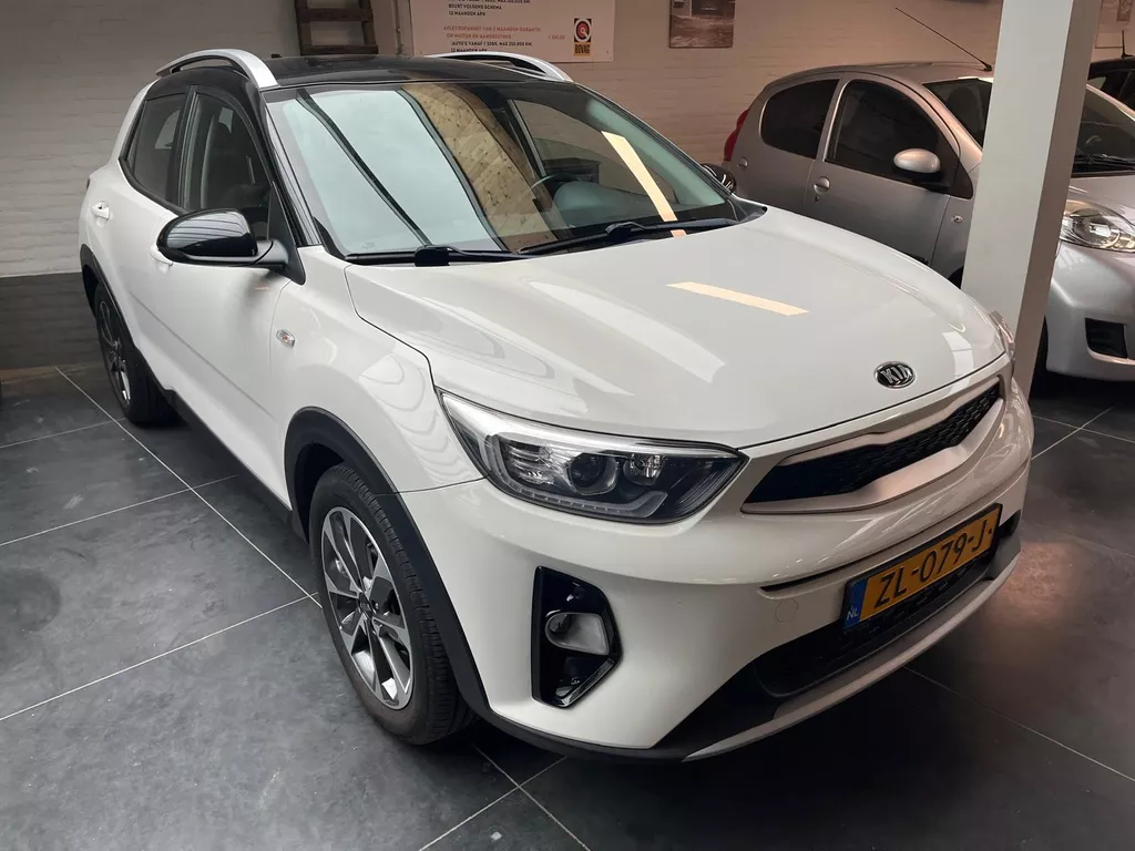 Kia Stonic 1.0 T-GDi DynamicLine  PDC Trekhaak KOMT BINNEN