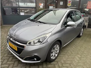 Peugeot 208 1.2 Puretech Active   Navigatie PDC