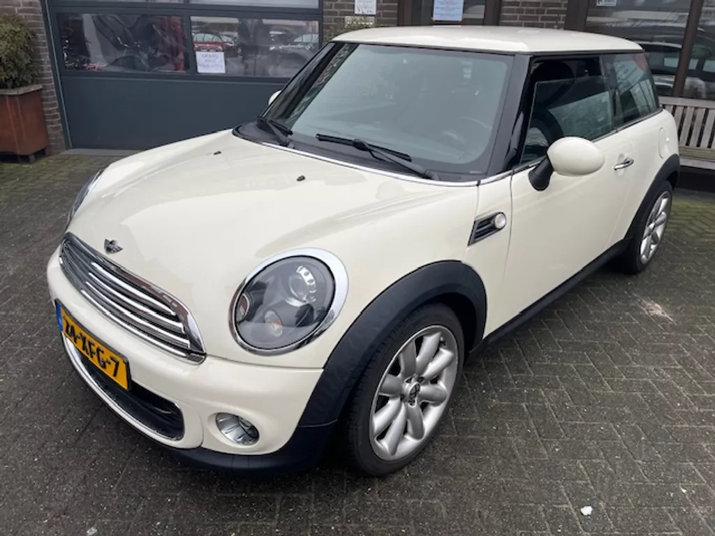 Mini One 1.6 Salt   Goed onderhouden auto!