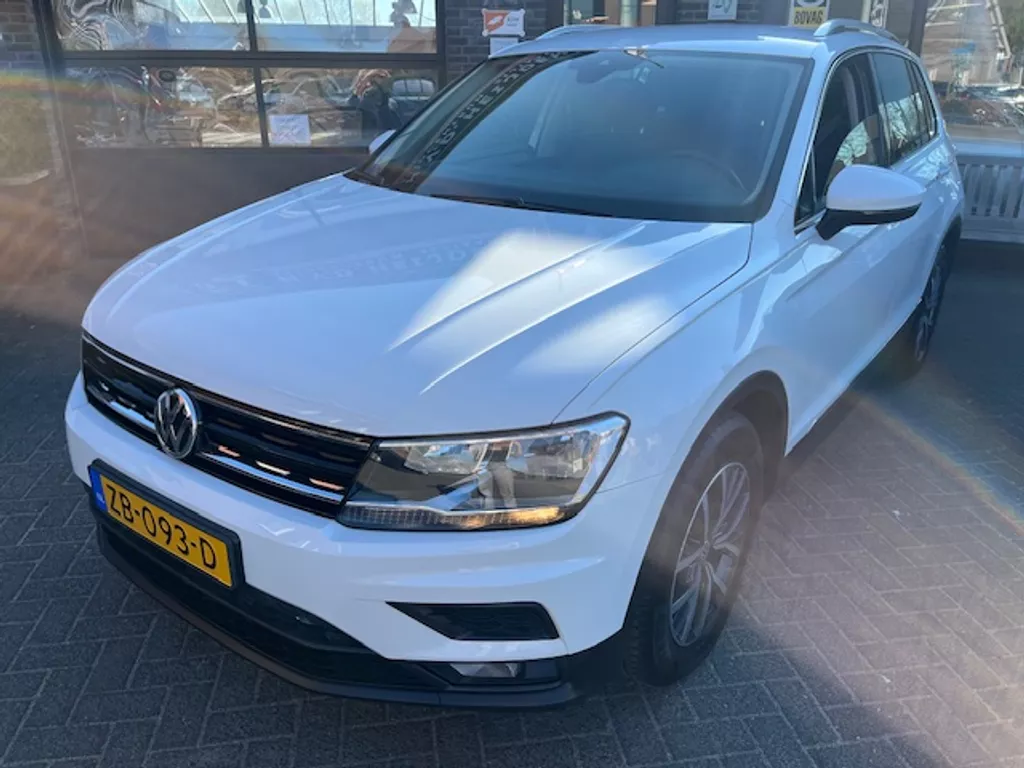 Volkswagen Tiguan 1.5 TSI Comfortline Business  App-connect