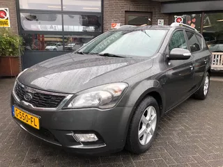 Kia Cee D 1.4 CVVT SPORTY WAGON